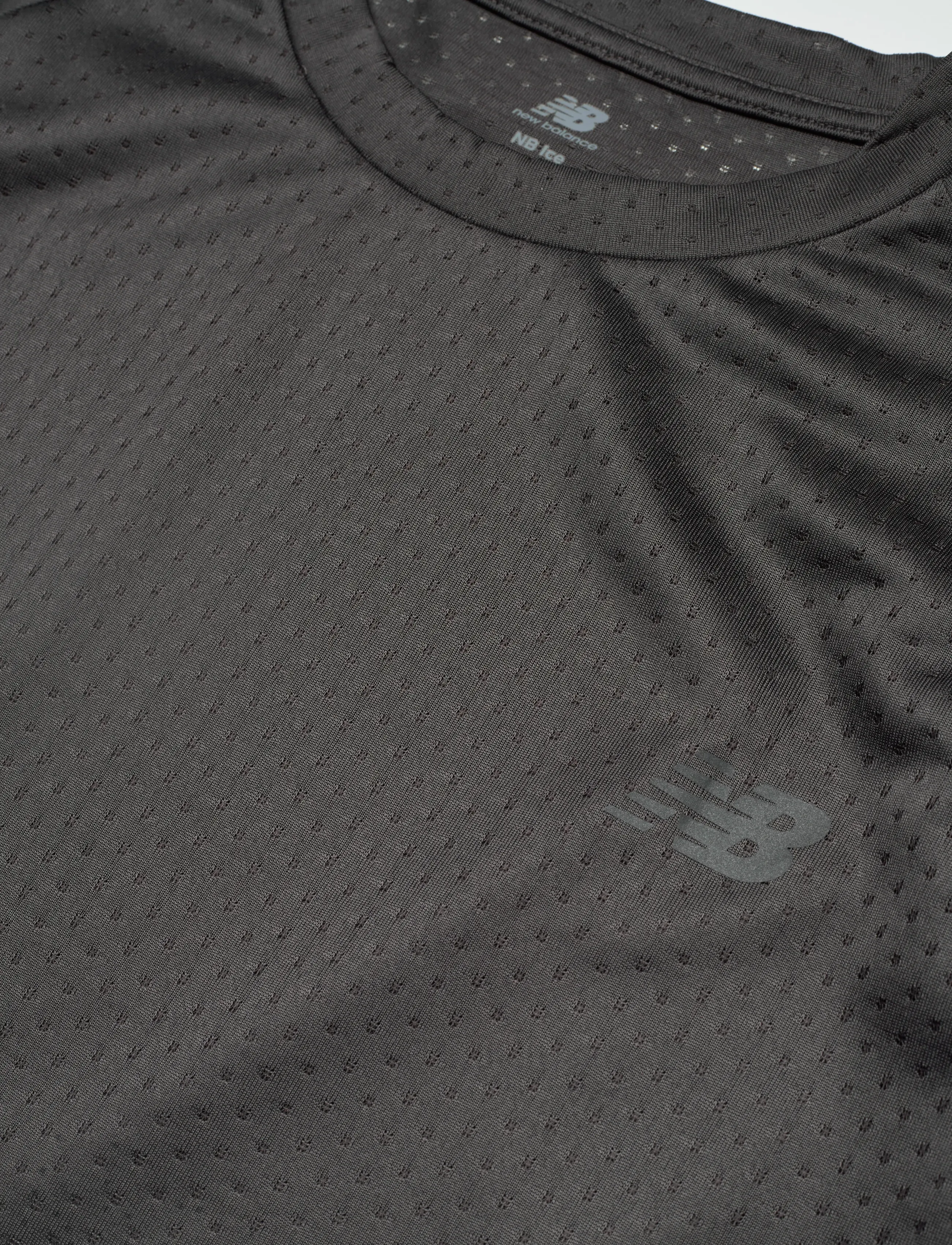 New Balance - Viz-Tech Run T-Shirt - t-shirts - black - 2