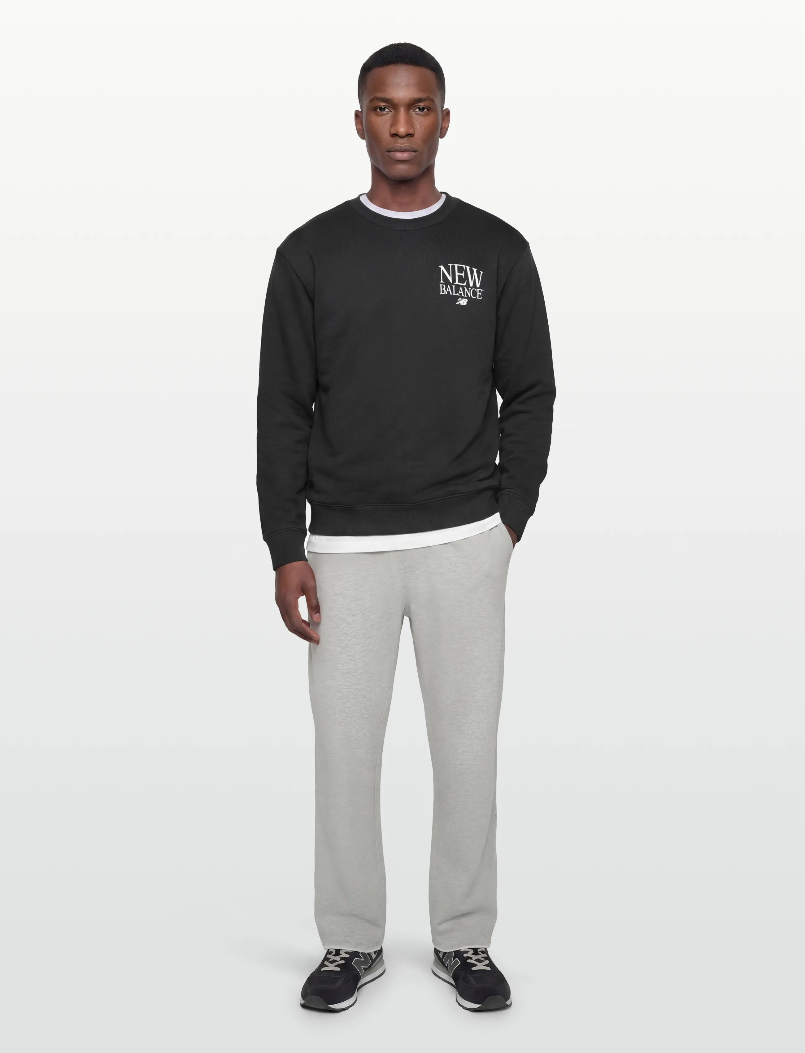 New Balance Reimagined Fleece Crew - New Balance - BLACK / black