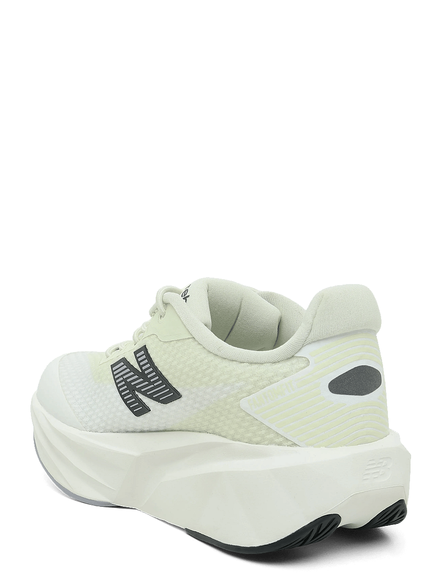 New Balance - New Balance FuelCell Rebel Kids Bungee Lace with Toggle - jooksujalatsid - pistachio butter - 1