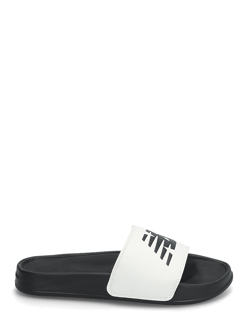 New Balance New Balance Sandals 200 (NBASUF200B3) Pool sliders