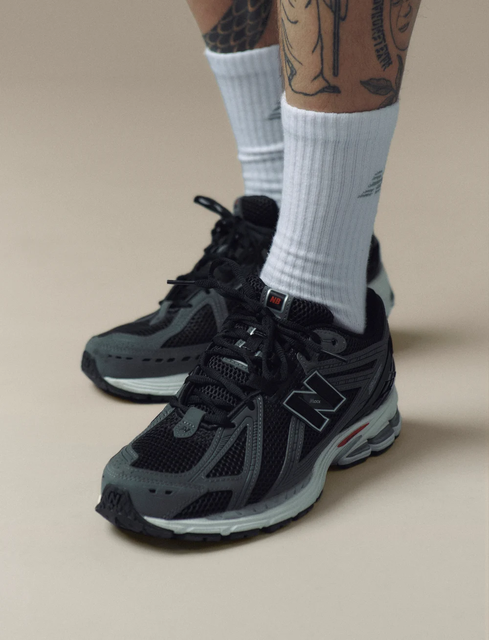 New Balance - New Balance 1906R - chunky sneakers - black - 0