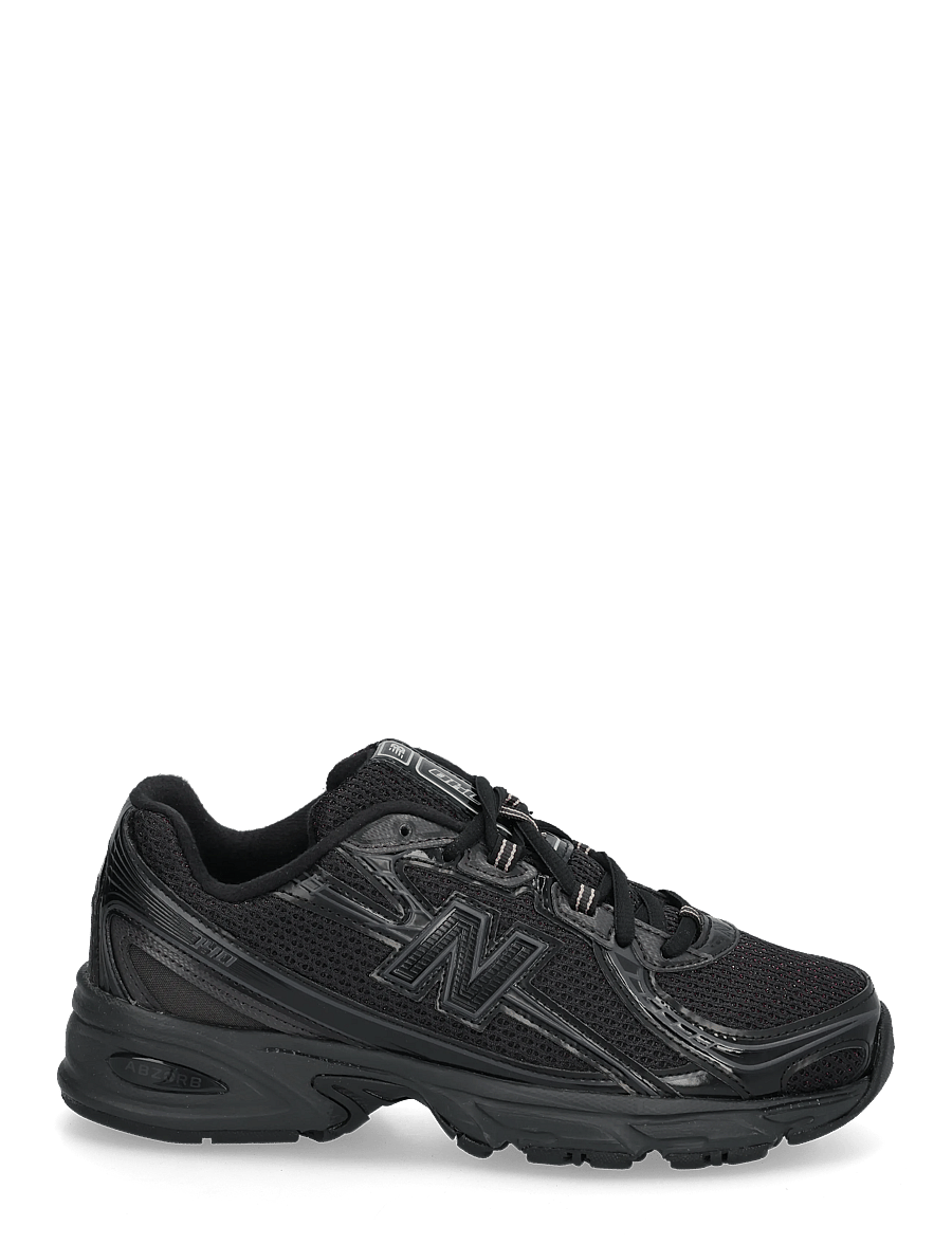 New Balance - New Balance 740 - platform sneakers - black - 2