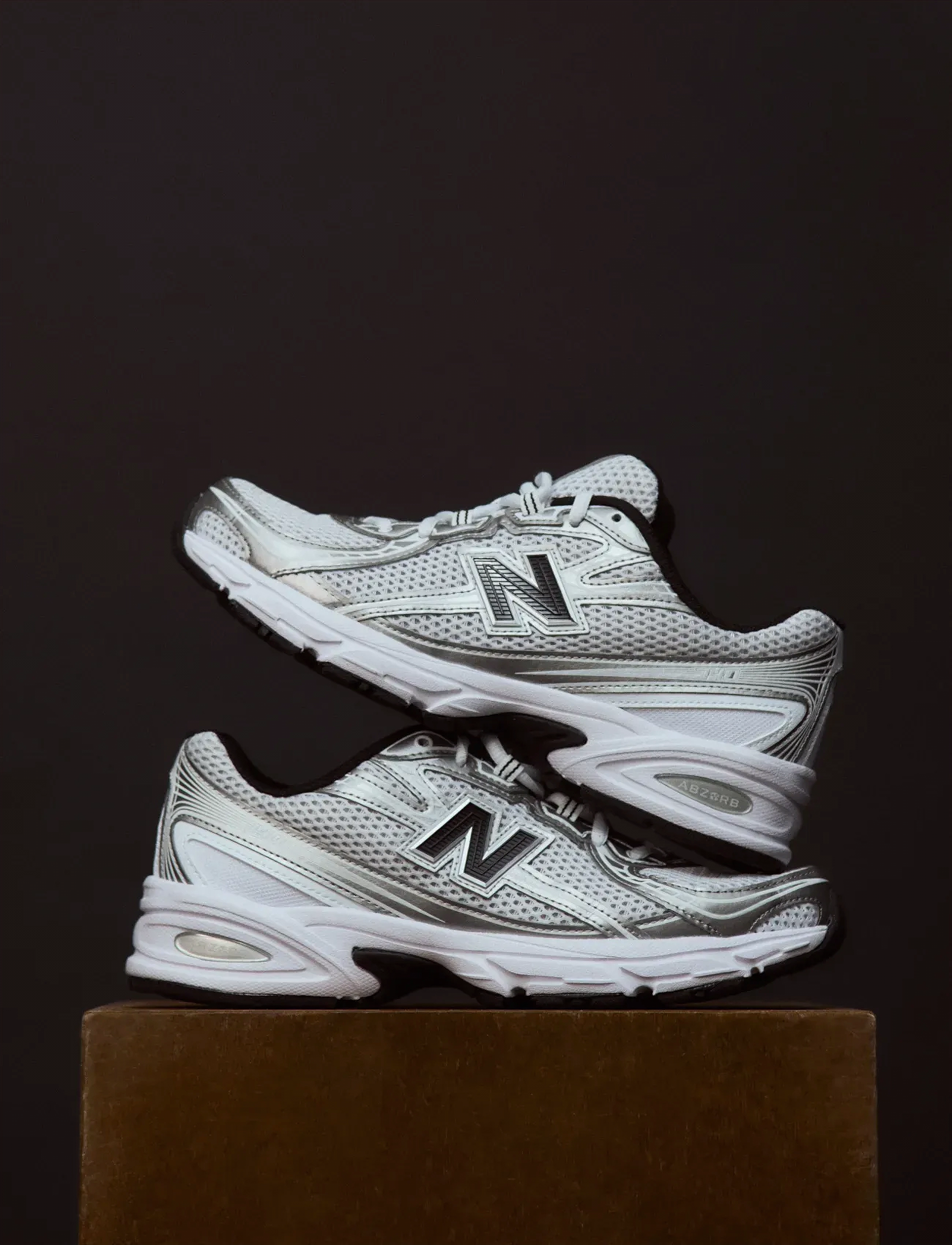 New Balance Låg sneaker '740' svart / silver låga sneakers herr – bild 3