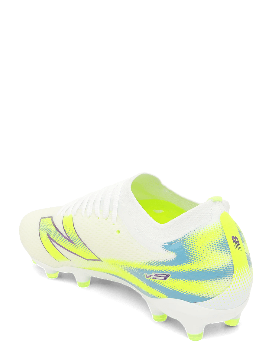New Balance - Furon v9 Team MG - football boots - white - 2