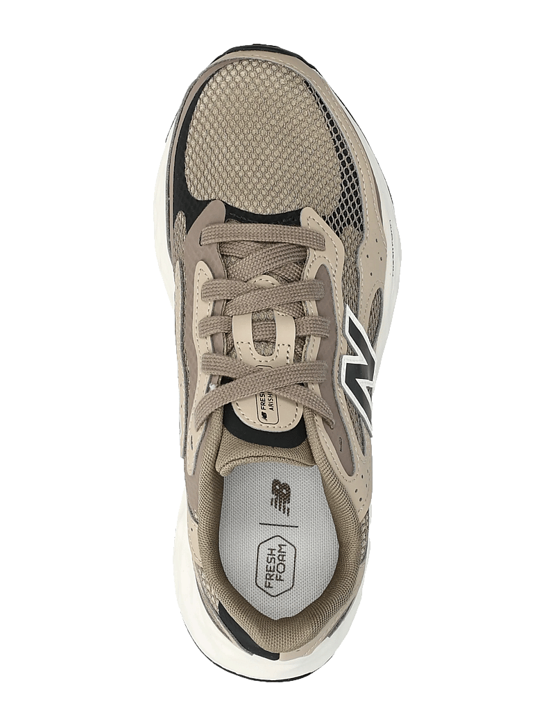 New Balance - New Balance FreshFoam Arishi v4 Tiralux - löparskor - thunder brown - 3