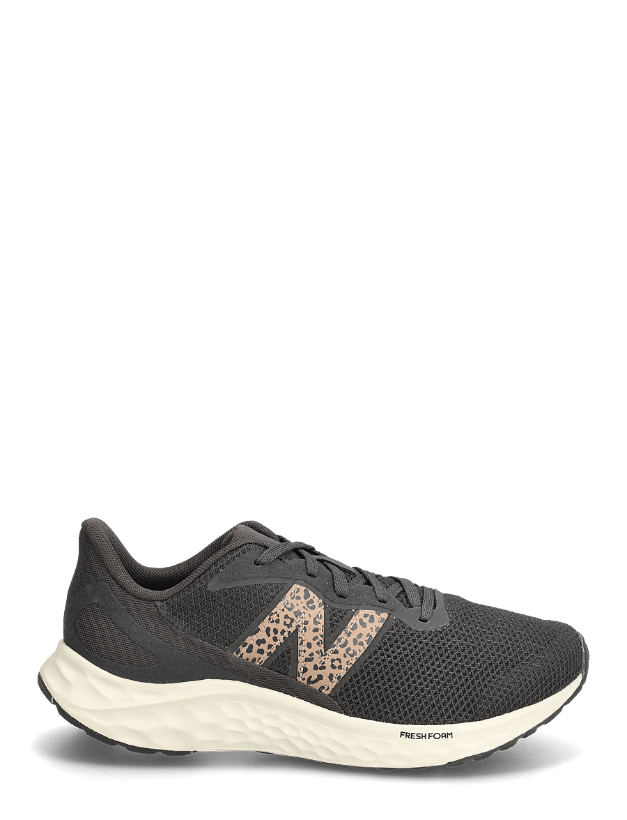 New Balance - New Balance FreshFoam Arishi v4 - løbesko - black cement - 1