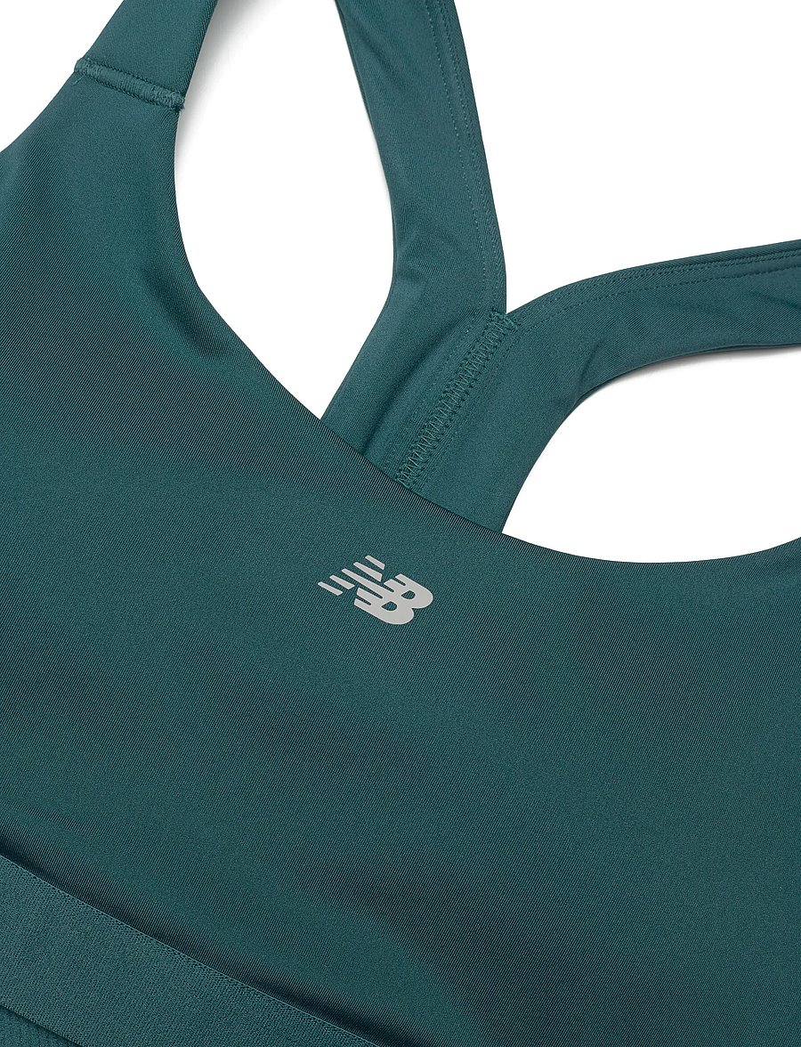 New Balance - NB Essential Train Bra - keskmine toestus - medusa green - 2