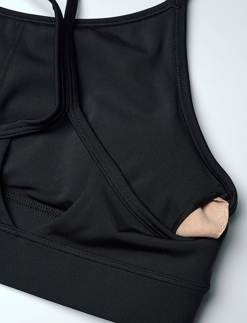 New Balance - NB Essential Yoga Bra - lav støtte - black - 2