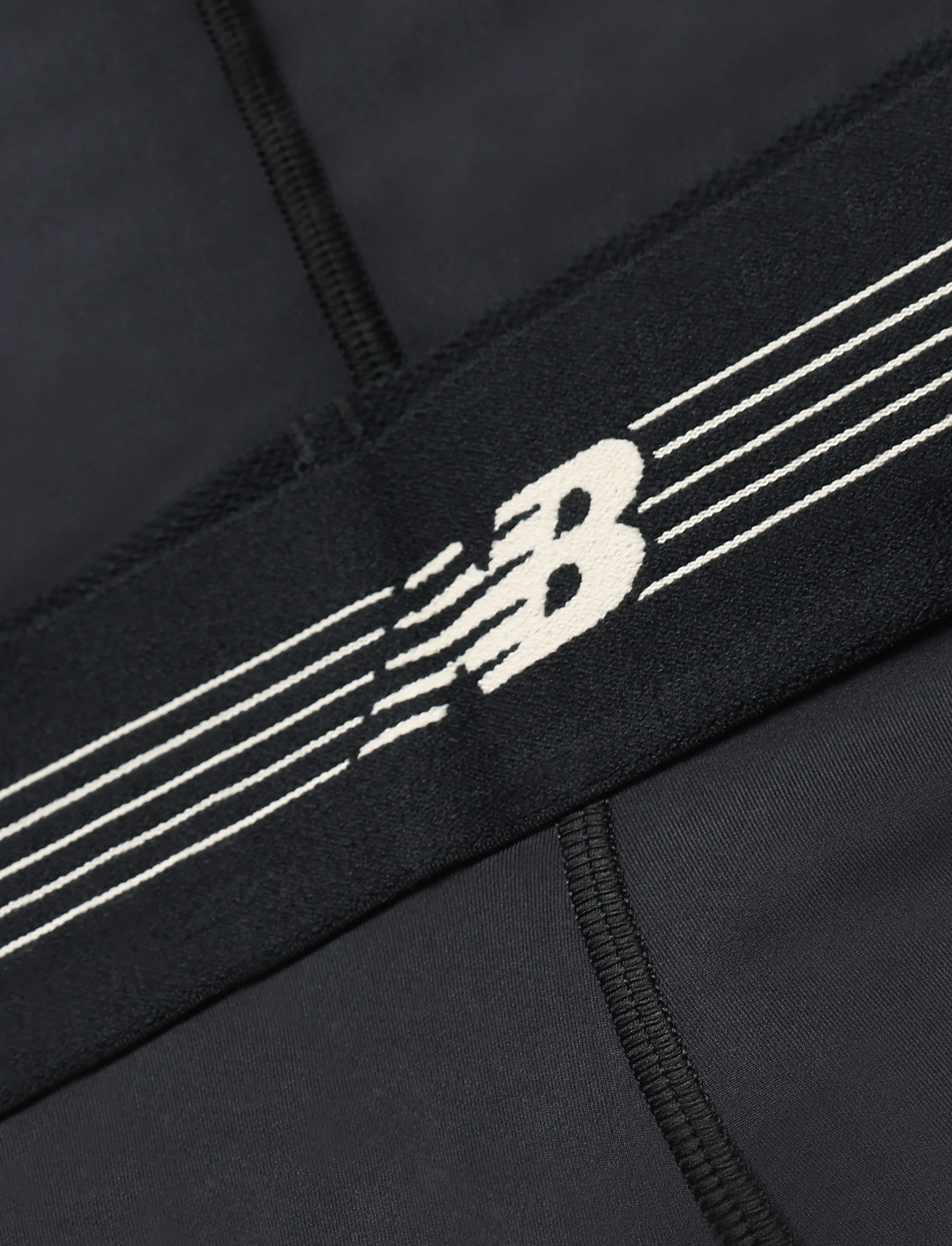 New Balance - AC Fitted Short 5" - løbeshorts - black - 2
