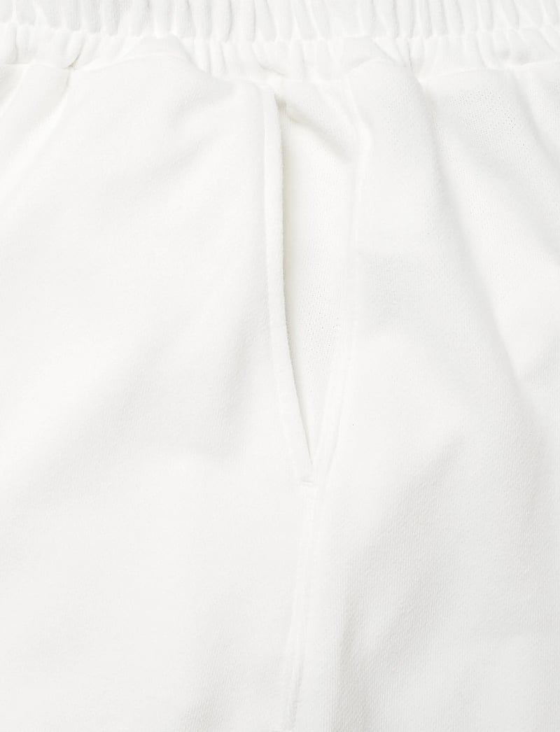 New Balance - Coastal Fleece Bermuda Short - hosen - sea salt - 2