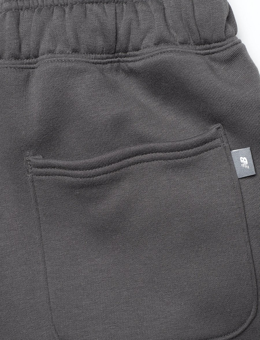 New Balance - Linear Heritage Fleece Barrel Pant - trainingshosen - faded black - 4