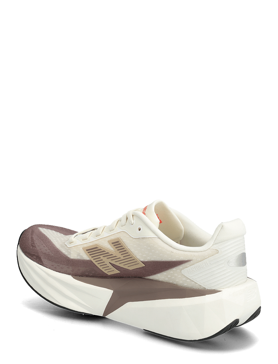 New Balance - New Balance FuelCell Rebel v5 - løbesko - angora - 3