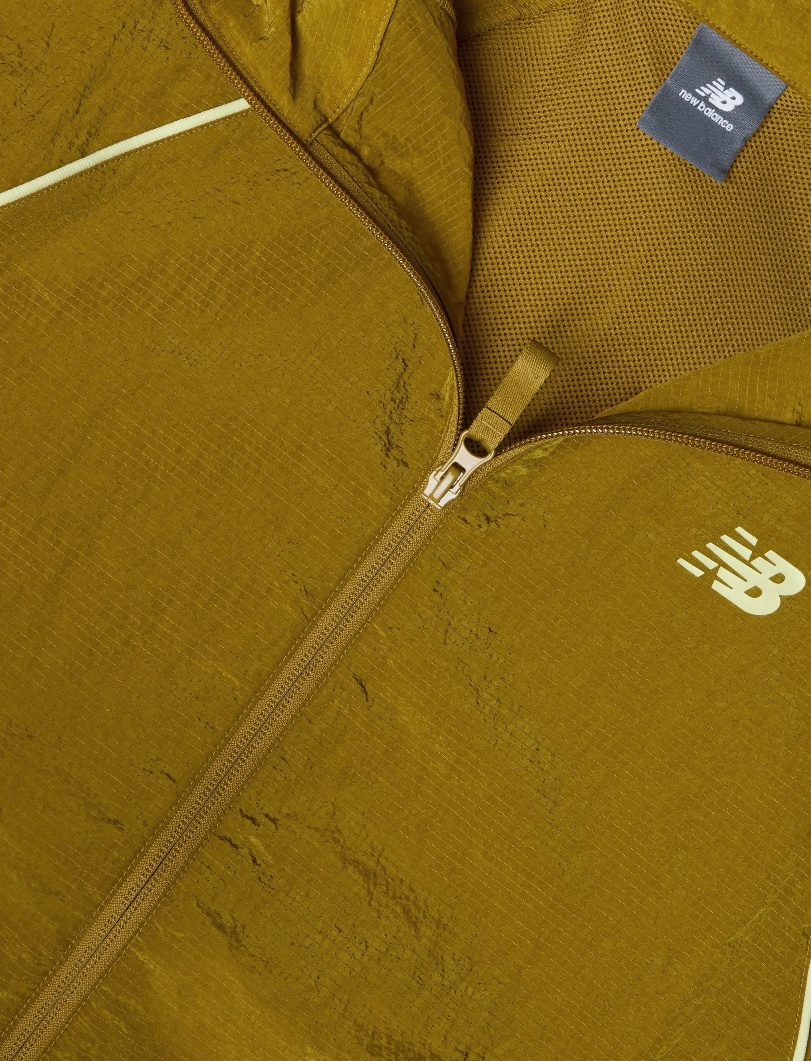 New Balance - Sport Legacy Jacket - spordijakid - basil oil - 2