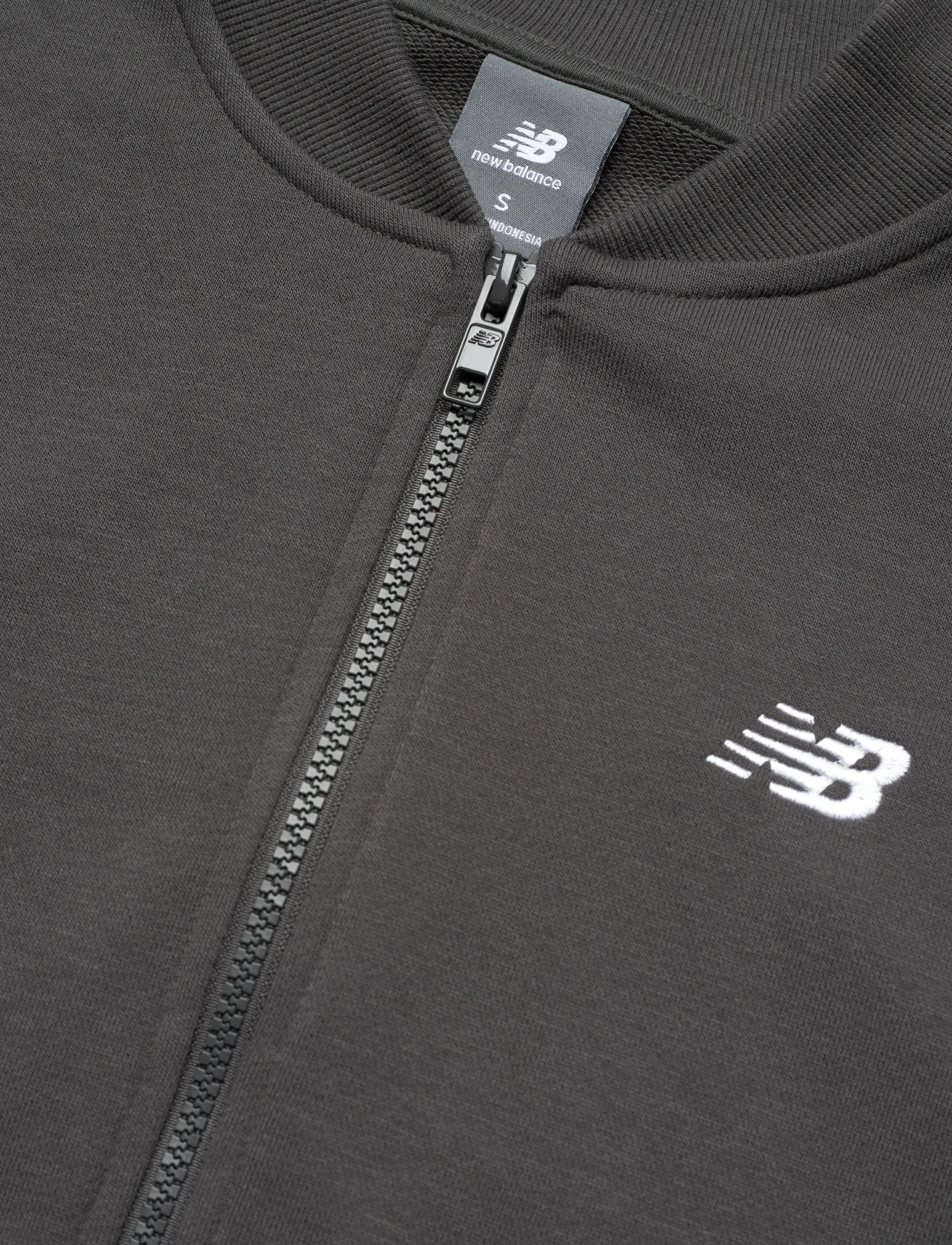 New Balance - French Terry Bomber - sweatshirts - faded black - 2
