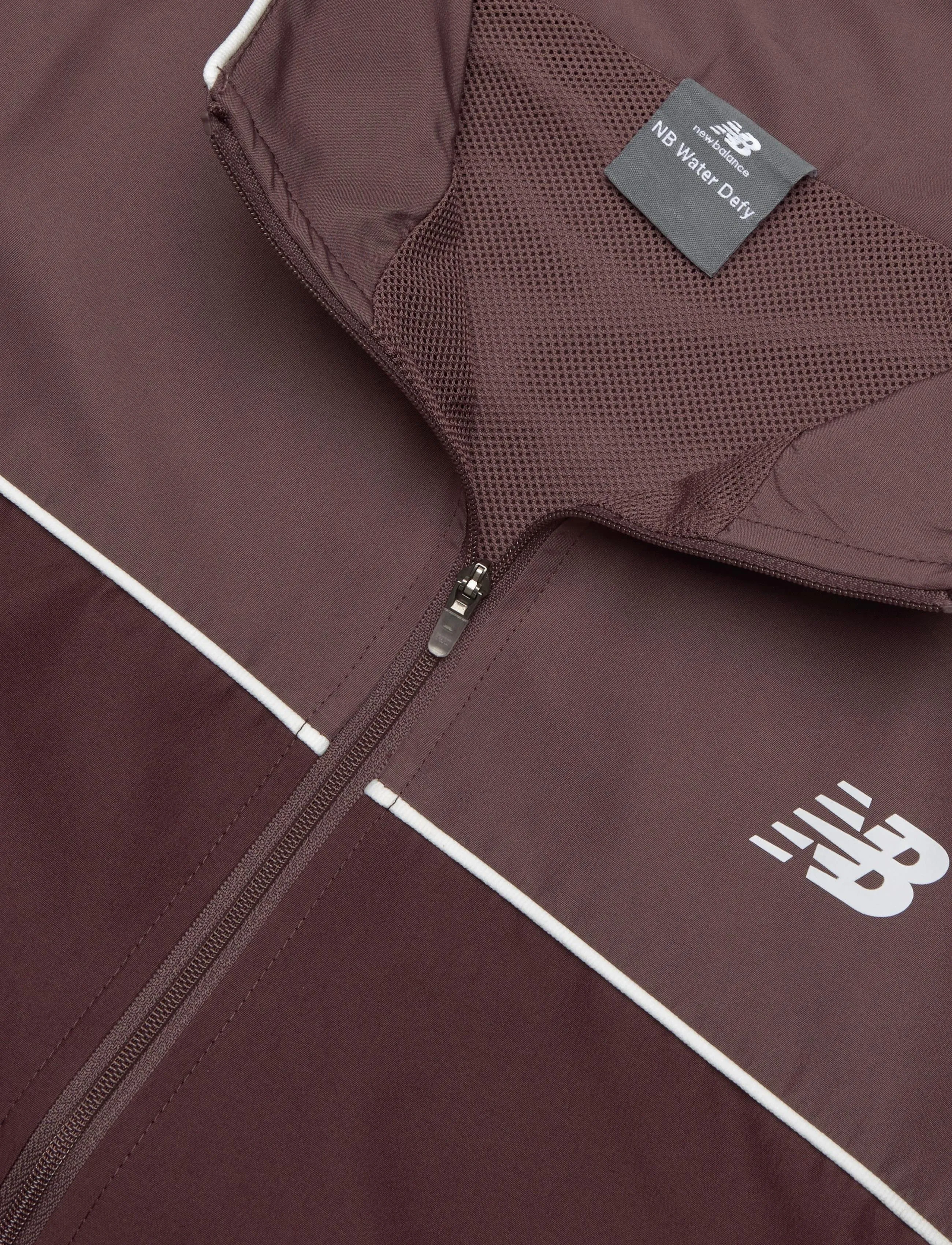 New Balance - Trackside Woven Jacket - sportsjakker - cherry leather - 2