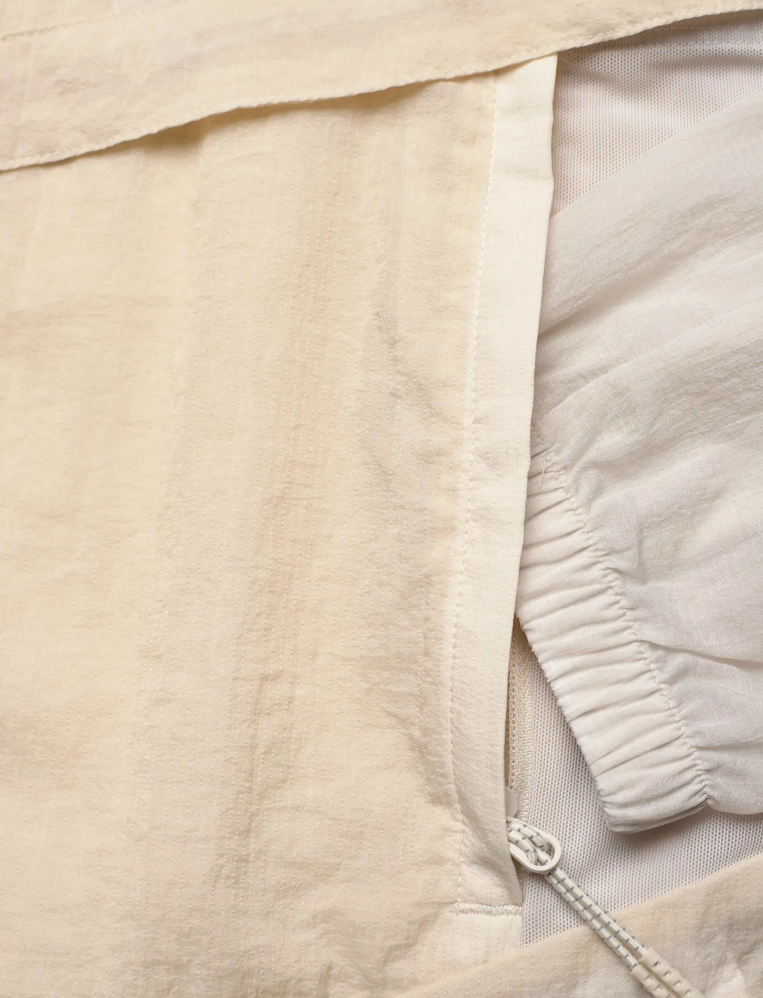 New Balance - Better Run Water Resistant Jacket - linen - 3