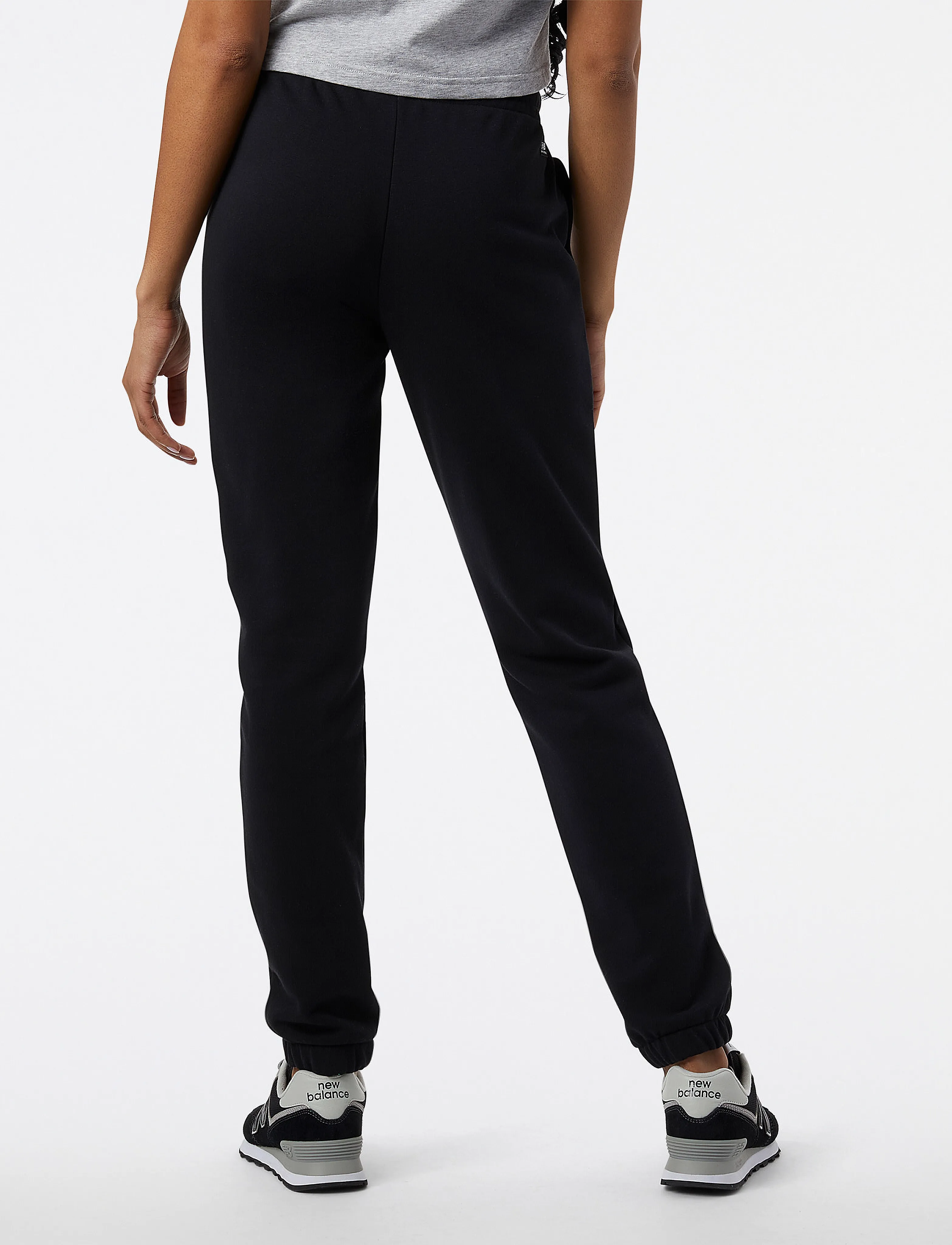 New Balance - NB Essentials Sweatpant - black - 4