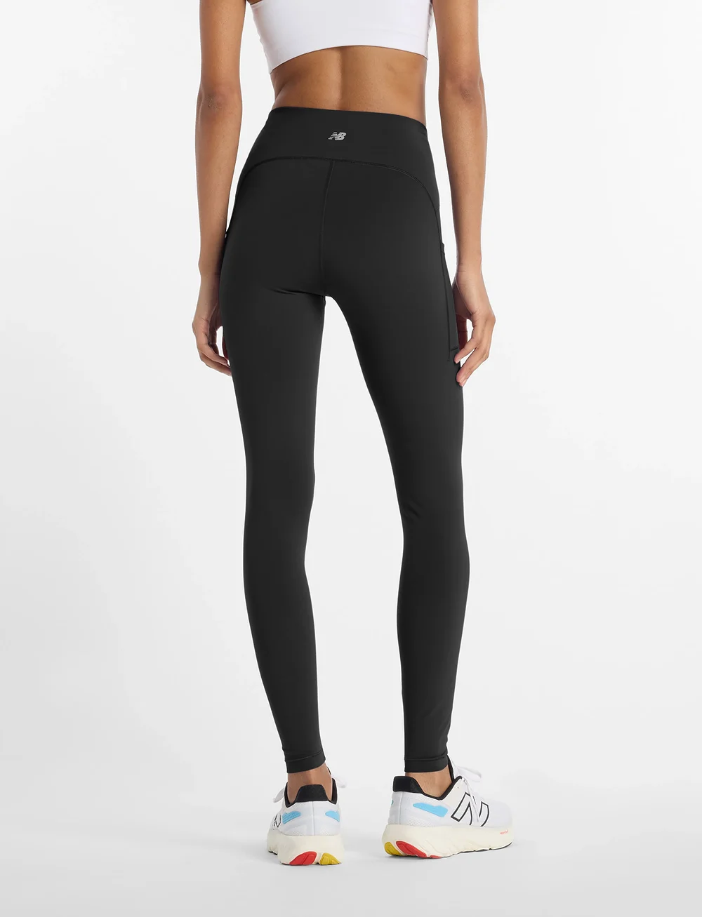 New Balance - NB Sleek Pocket High Rise Legging 27" - löpartights - black - 4