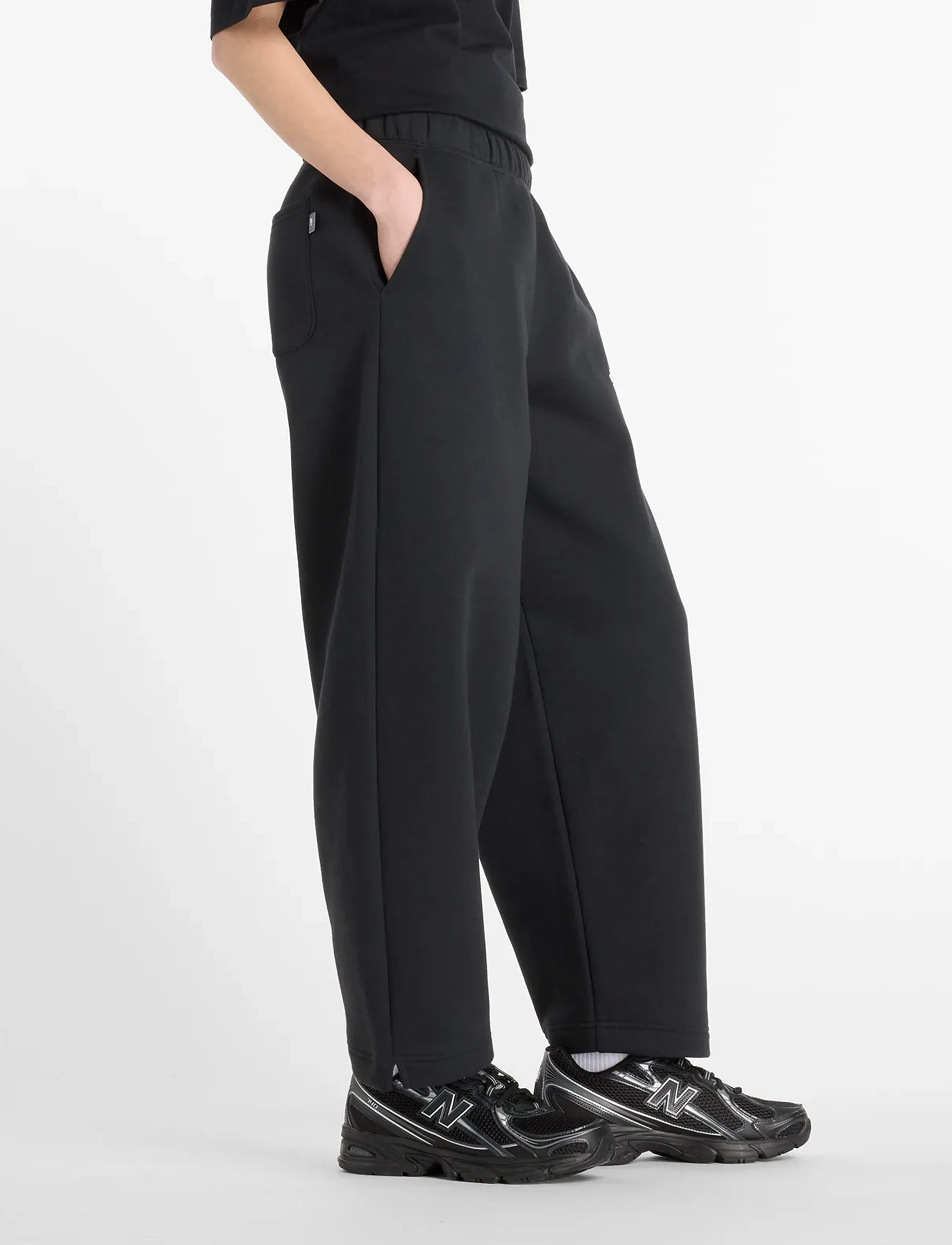 New Balance - Linear Heritage Fleece Barrel Leg Pant - kleidung - black - 3