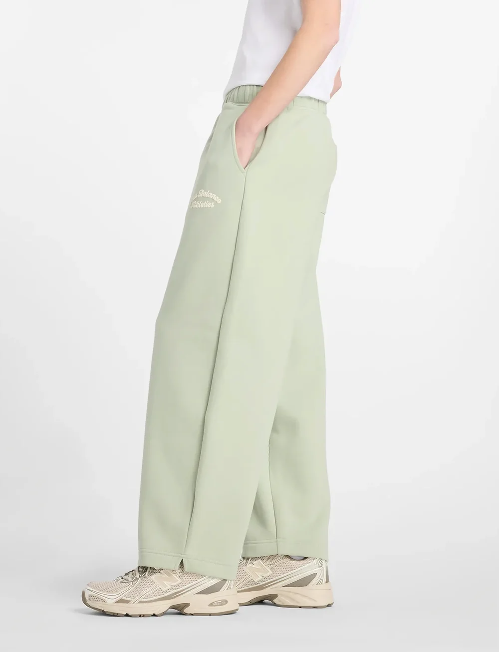 New Balance - Linear Heritage Fleece Barrel Leg Pant - vardagsstil - garter snake - 3