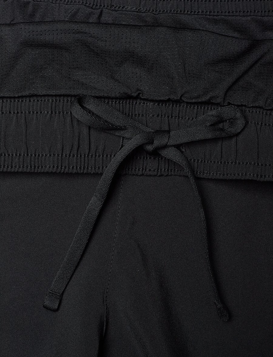 New Balance - Sport Essentials Short 5" - løbeshorts - black - 3