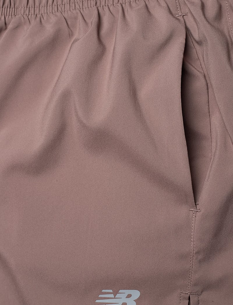 New Balance - Sport Essentials Short 5" - löparshorts - earth shadow - 2