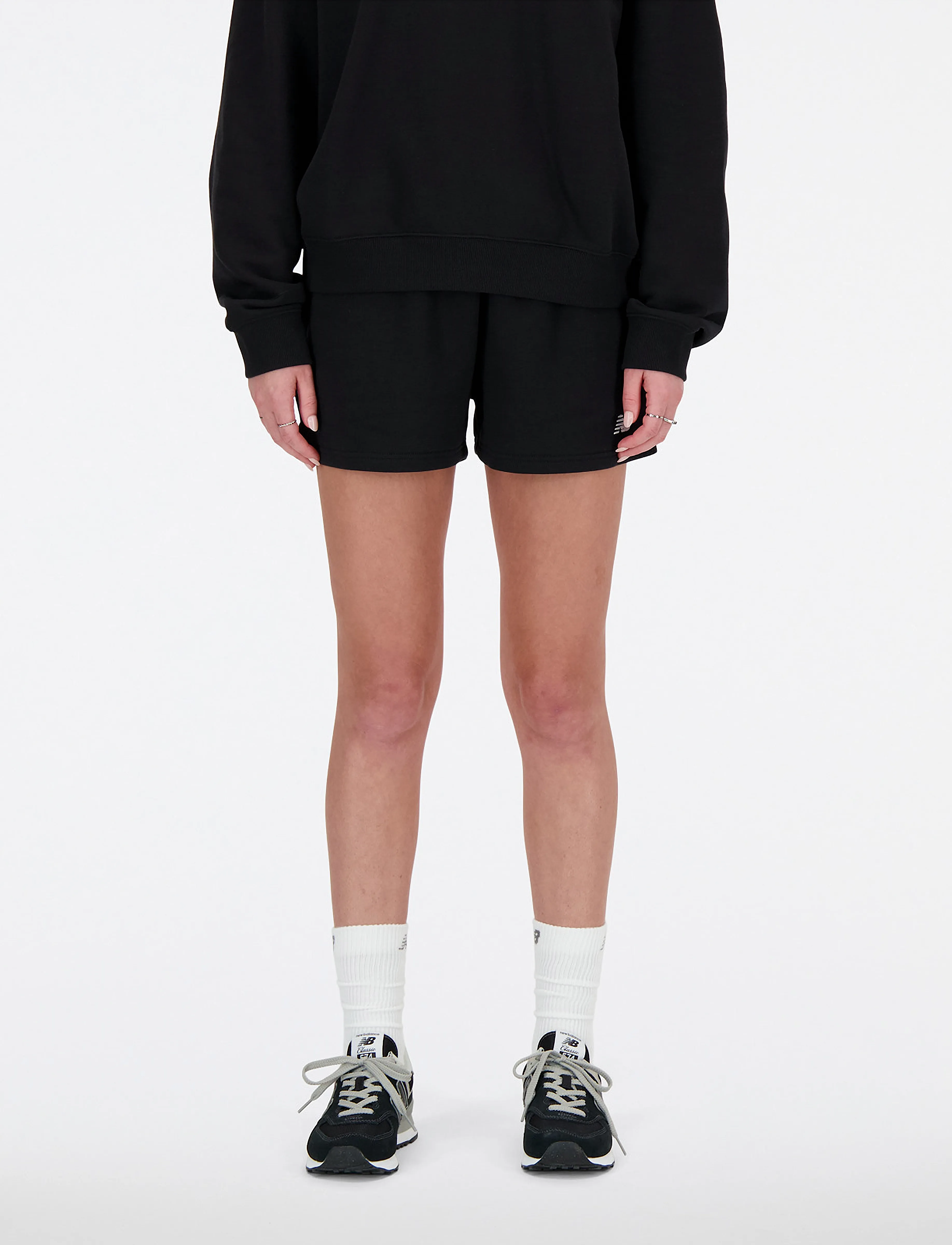 New Balance Sport Essentials French Terry Short, M, Shorts, Schwarz - Sweat Frauen