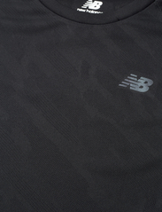 New Balance - Q Speed Jacquard Short Sleeve - t-shirts & tops - black - 2
