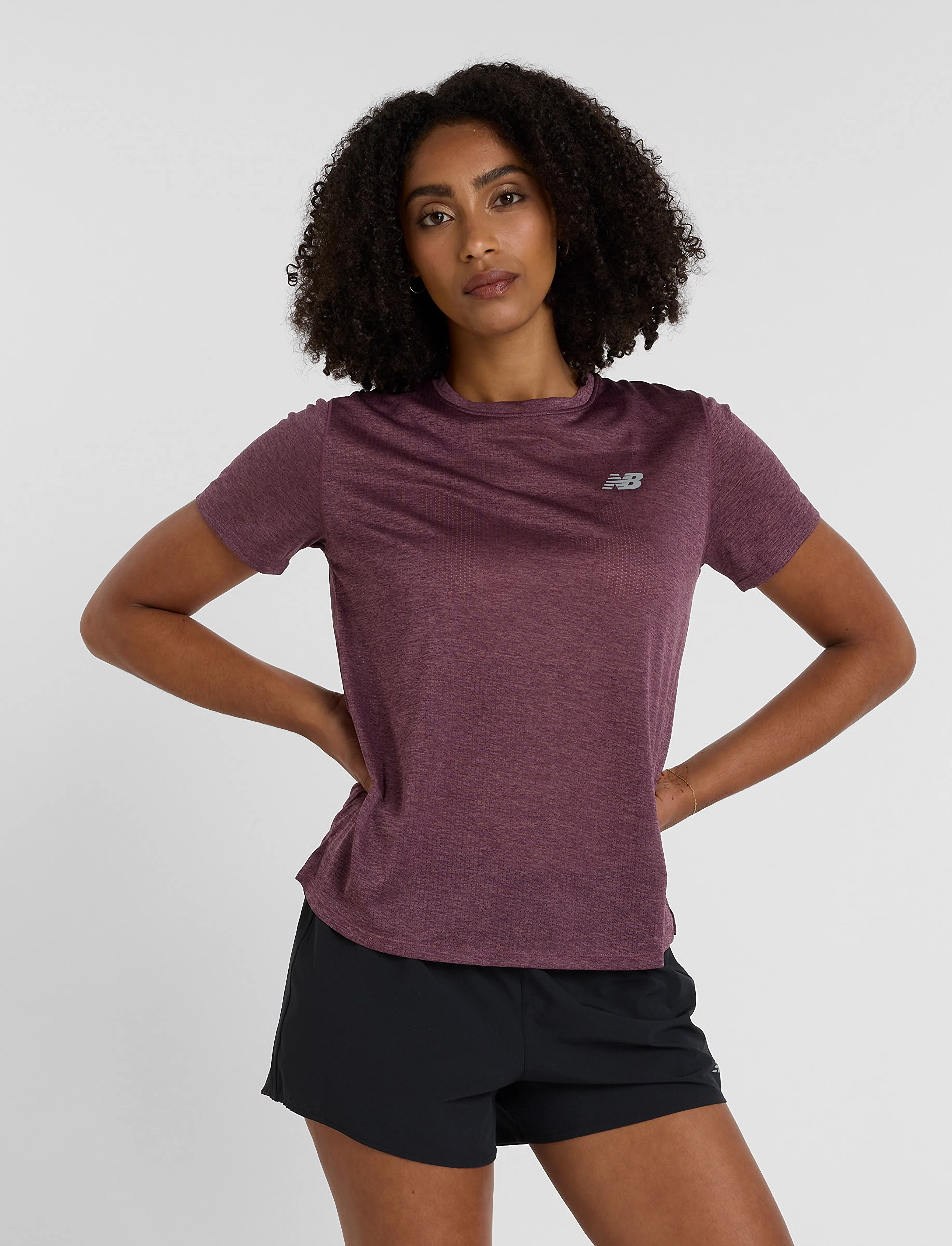 New Balance Athletics T-Shirt - T-shirts & Toppe - FADED PLUM HEATHER / purple