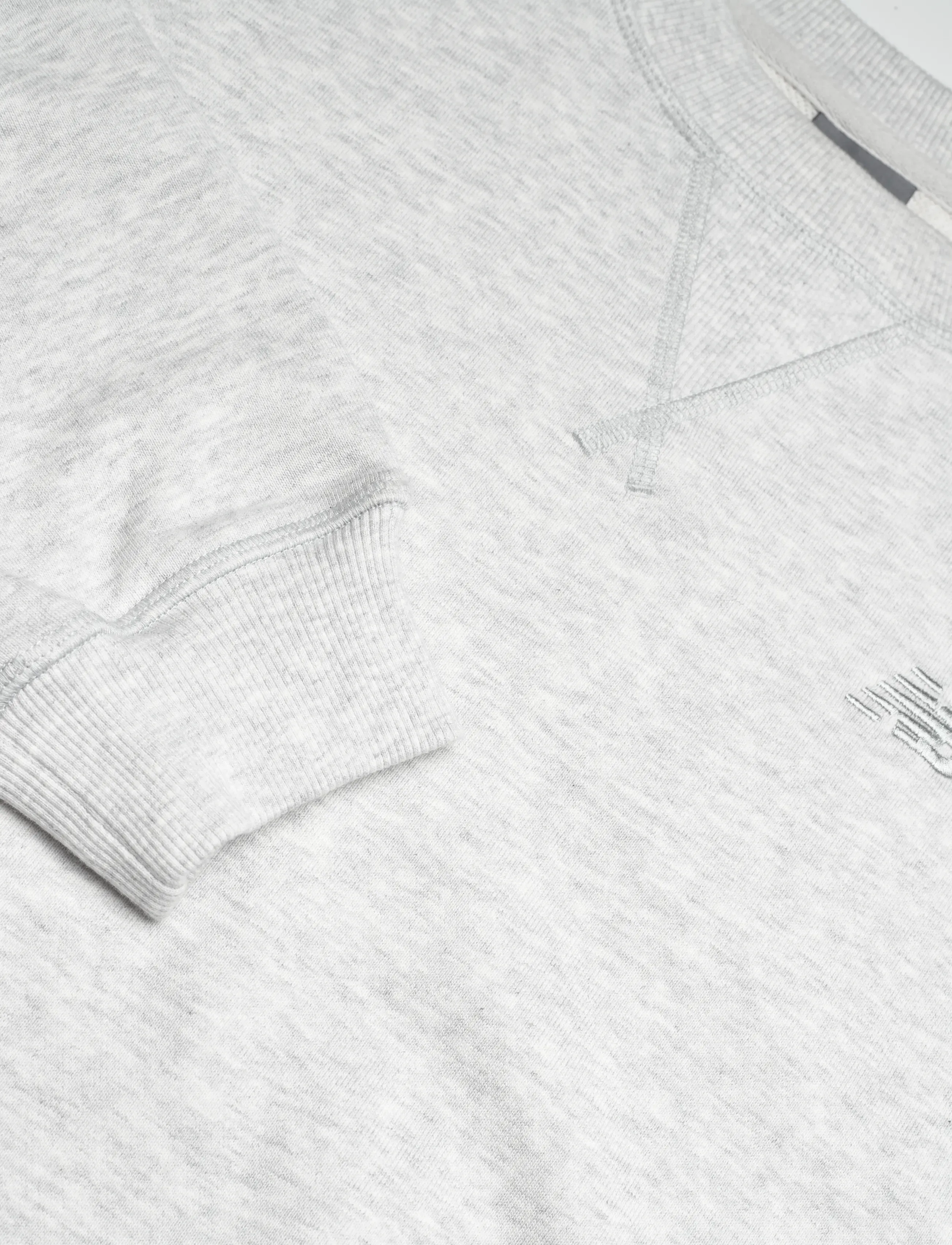 New Balance - Athletics French Terry Crew - sweatshirts - ash heather - 2