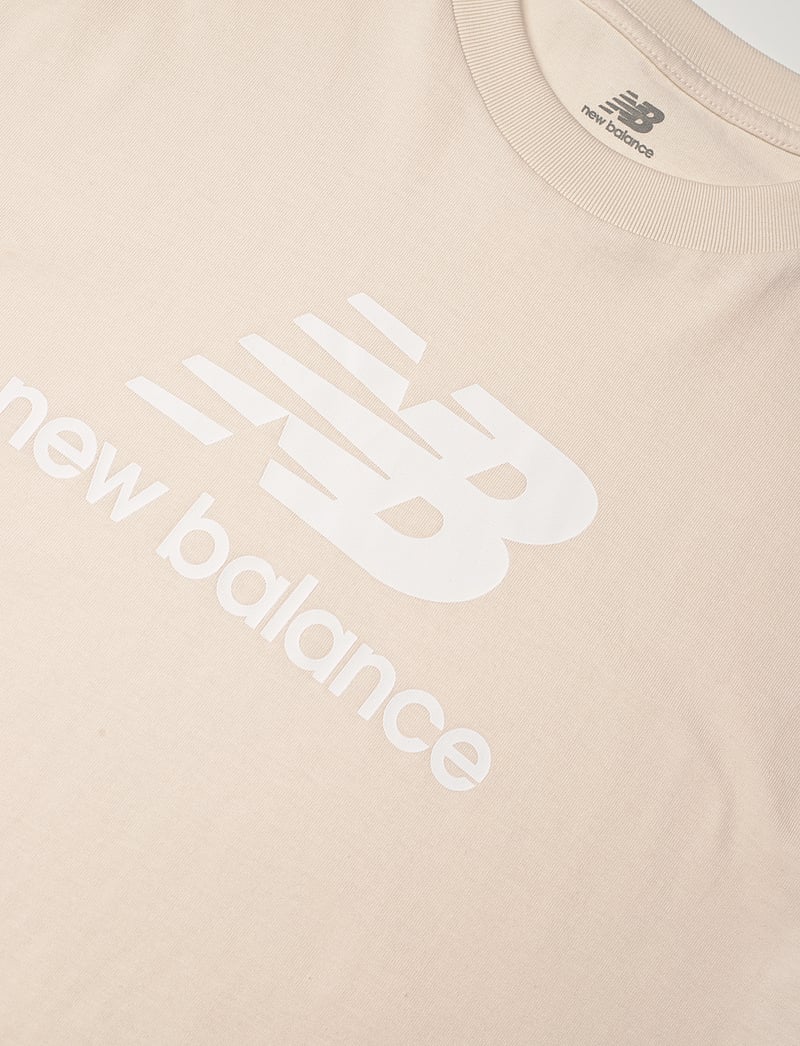 New Balance - Sport Essentials Jersey Logo T-Shirt - t-shirts - linen - 2
