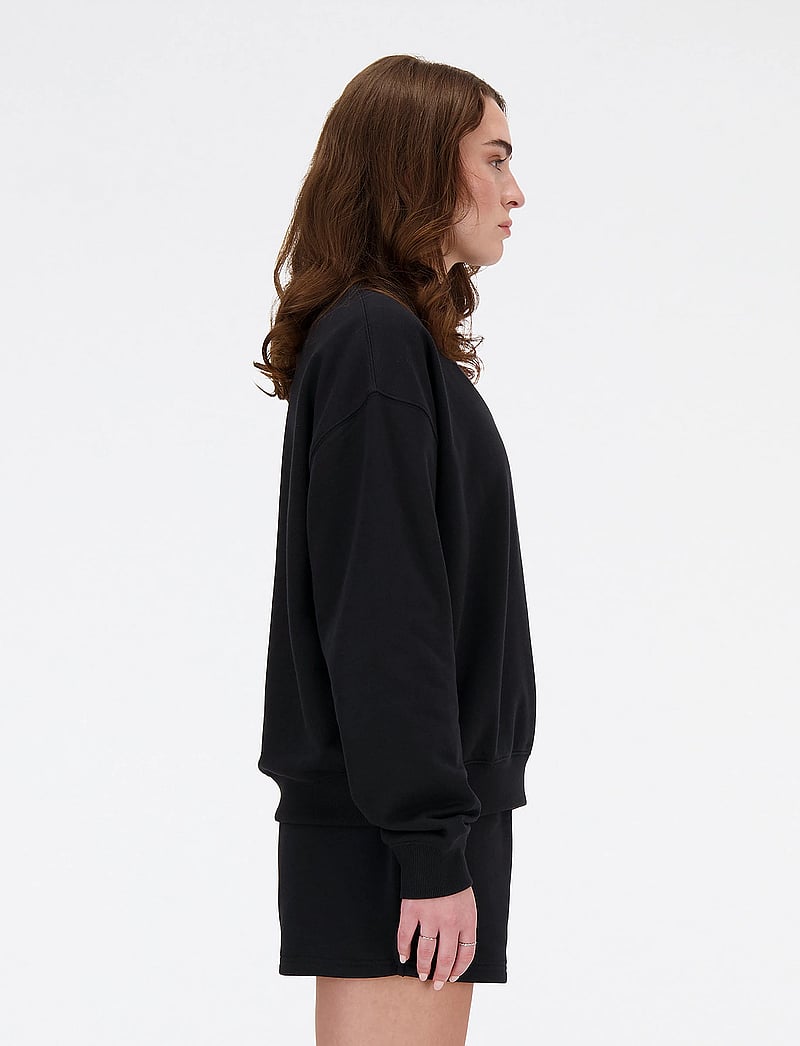 New Balance - Sport Essentials French Terry Crew - Överdelar - black - 3
