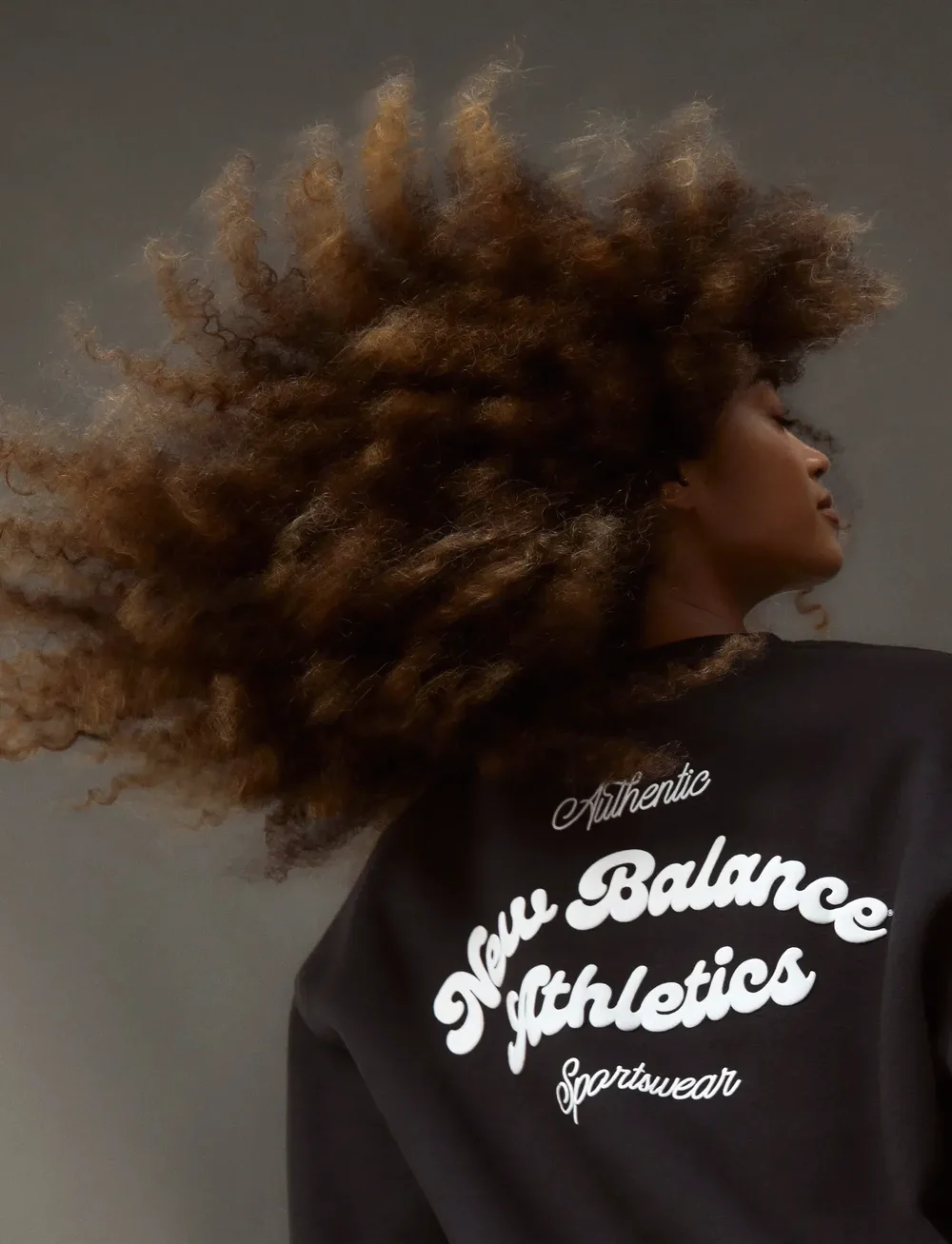 New Balance - Linear Heritage Fleece Crew - Överdelar - black - 3