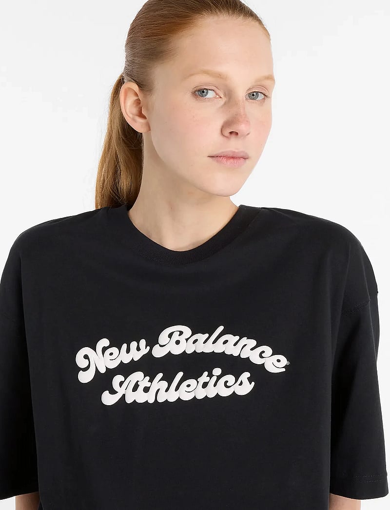 New Balance - Linear Heritage Oversized T-Shirt - t-shirts - black - 5