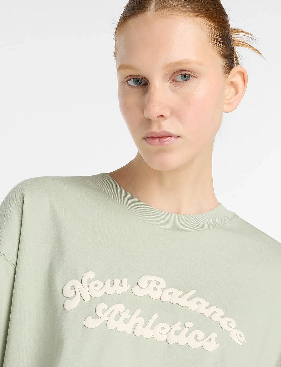 New Balance - Linear Heritage Oversized T-Shirt - t-shirts - garter snake - 5