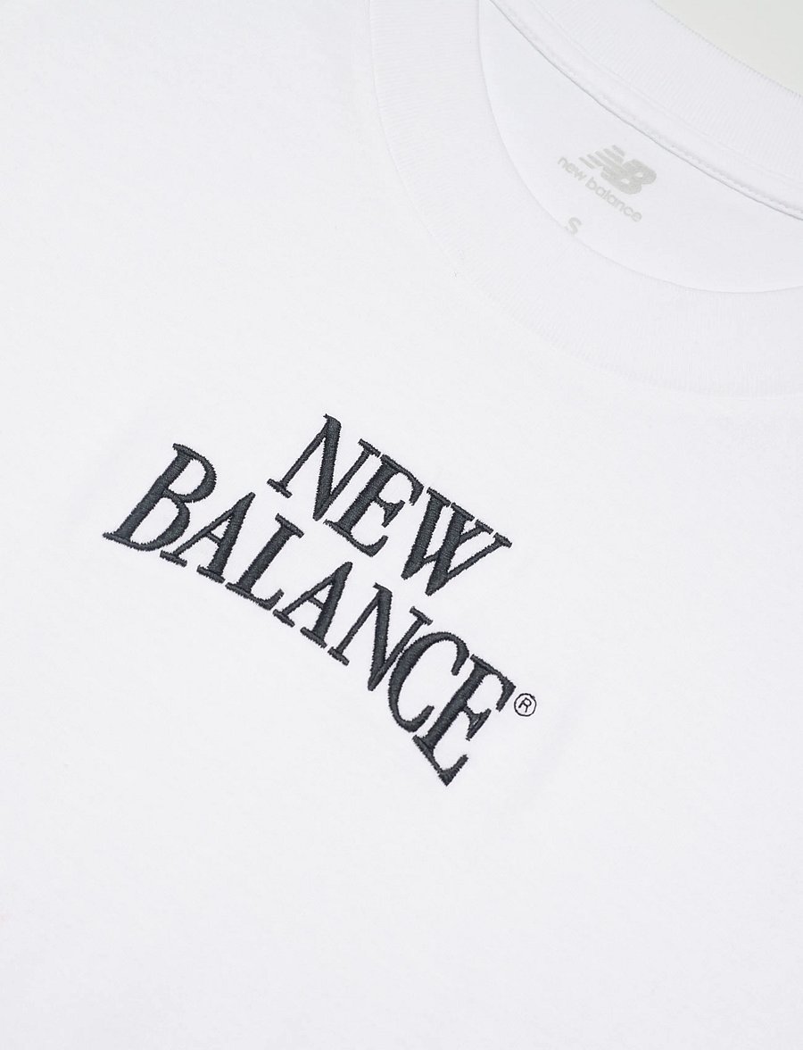 New Balance - Linear Heritage Oversized T-Shirt - t-shirts - white - 2