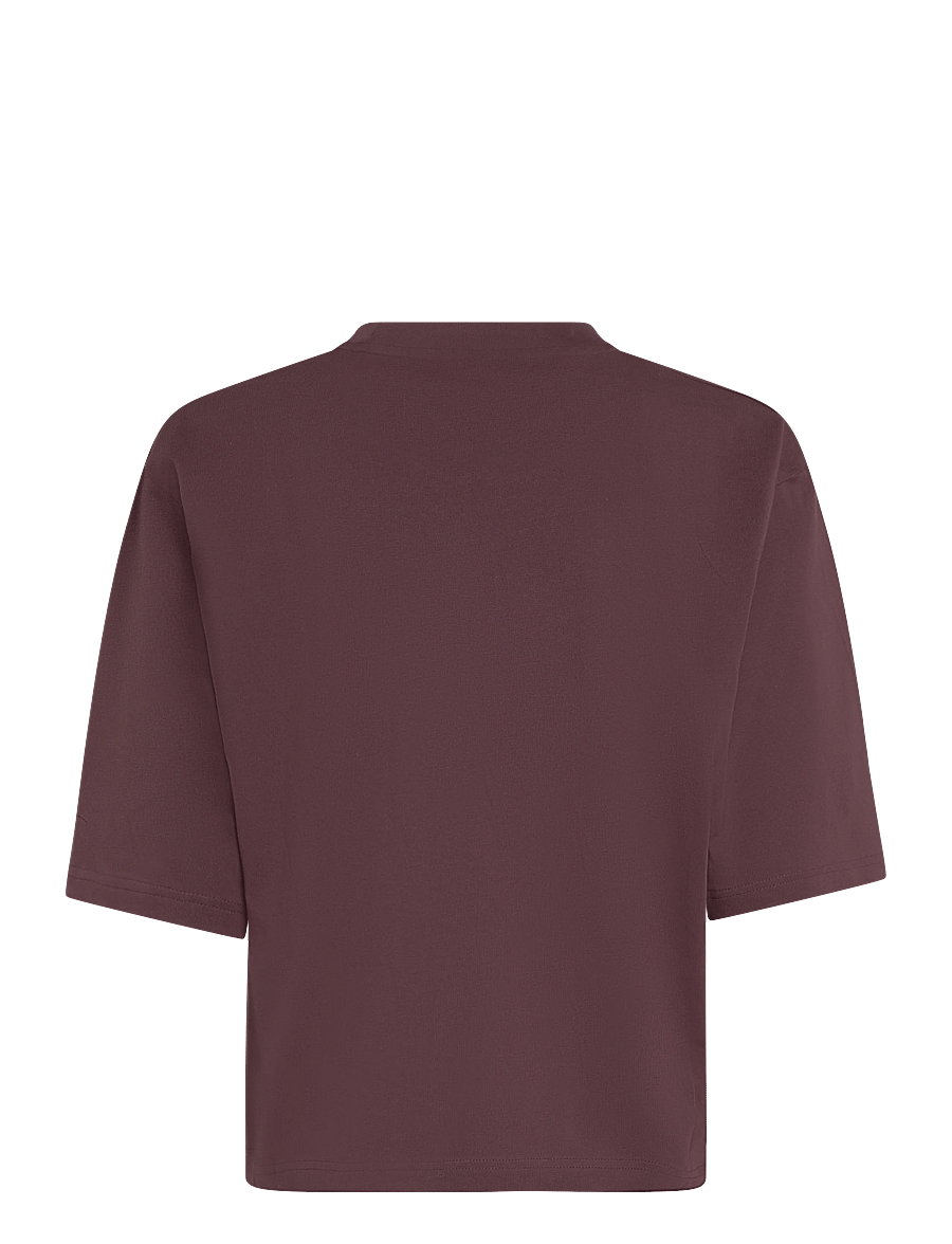 New Balance - Trackside Relaxed T-Shirt - t-shirts - cherry leather - 1
