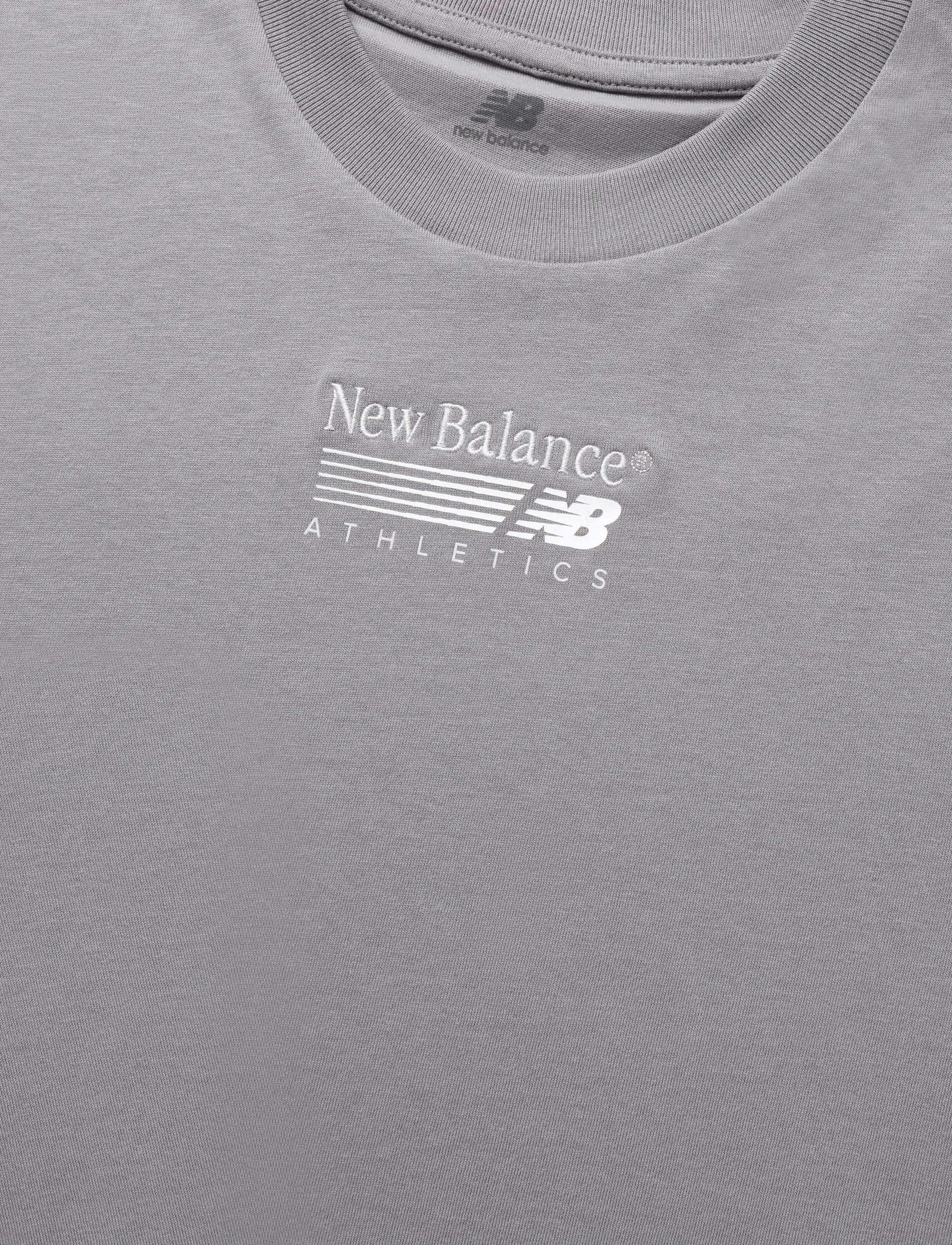 New Balance - Trackside Relaxed T-Shirt - t-shirts - off-line grey - 2
