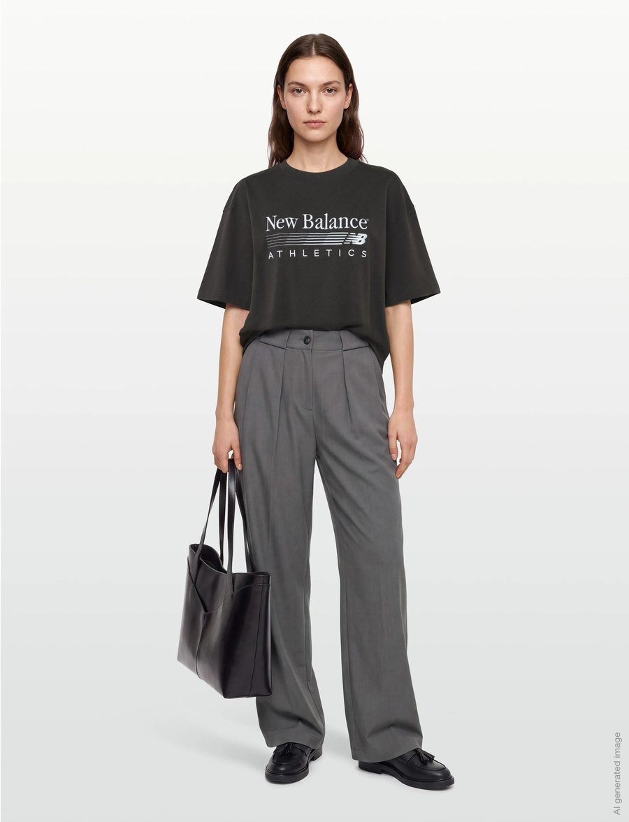 New Balance - Trackside Oversized T-Shirt - t-shirts - black cement - 0