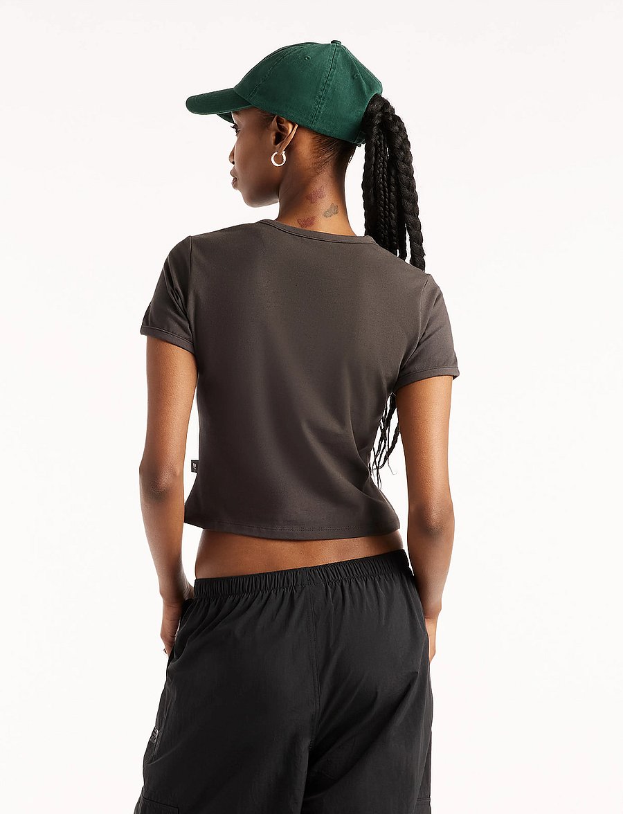New Balance - Trackside Ringer T-Shirt - t-shirts - black cement - 5