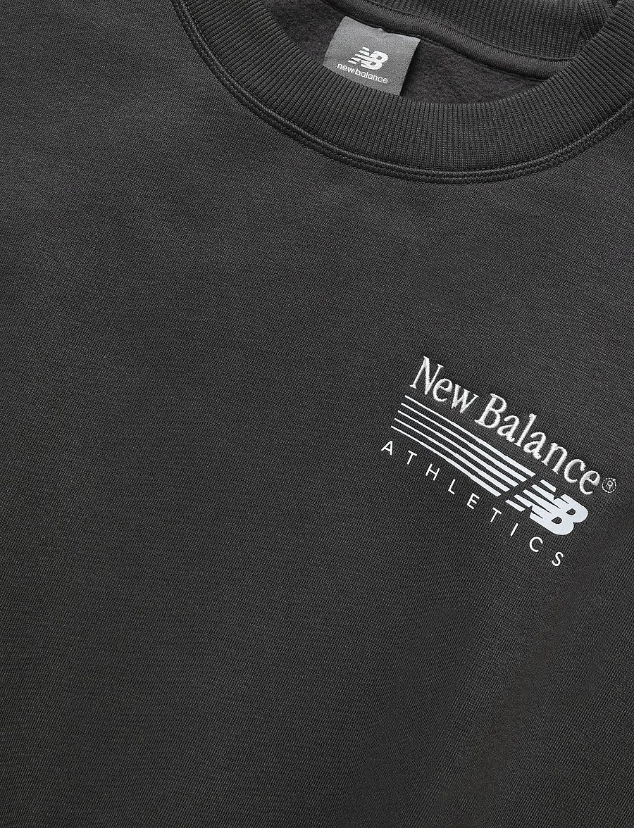 New Balance - Trackside Fleece Crew - Överdelar - black cement - 2