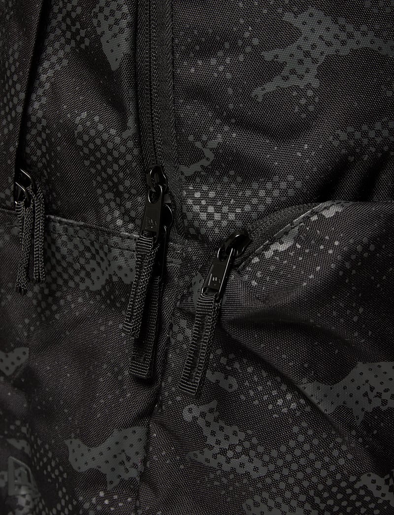 New Era - CAMO MULTI STADIUM BACKPACK N - rygsække - blk - 4