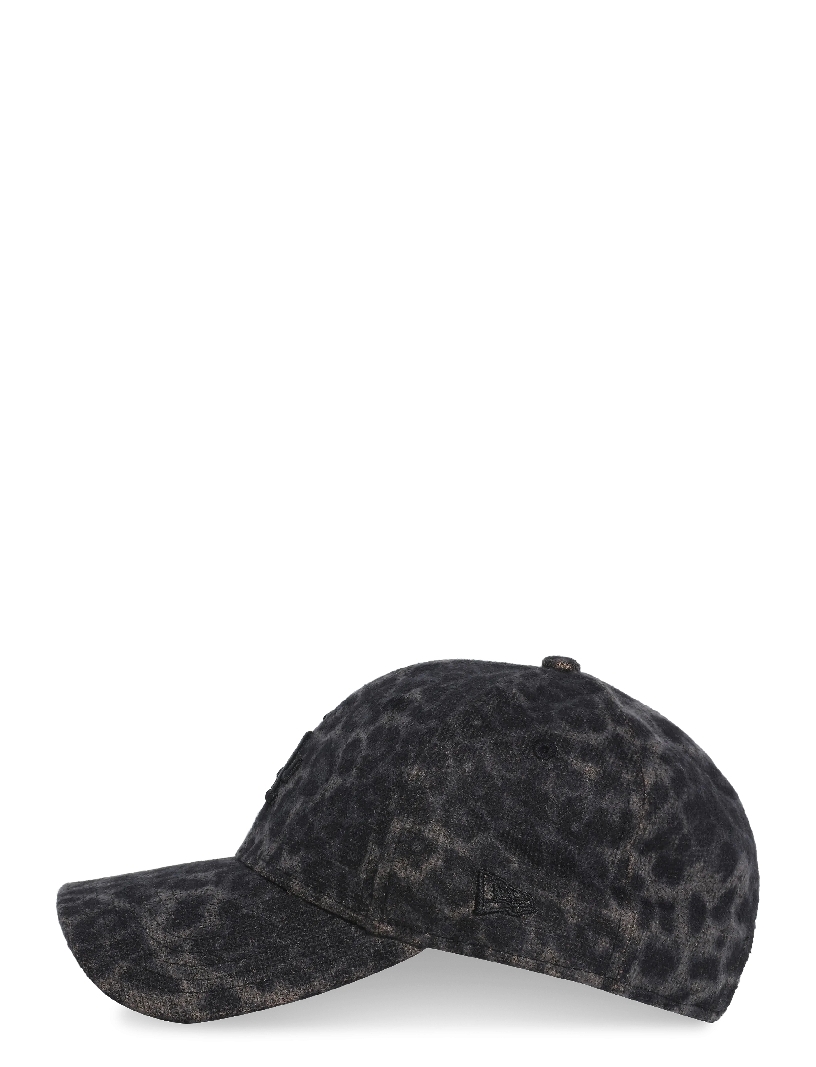 New Era - WMNS COSY LEOPARD 9FORTY LOSD - kasketter & caps - blk - 2