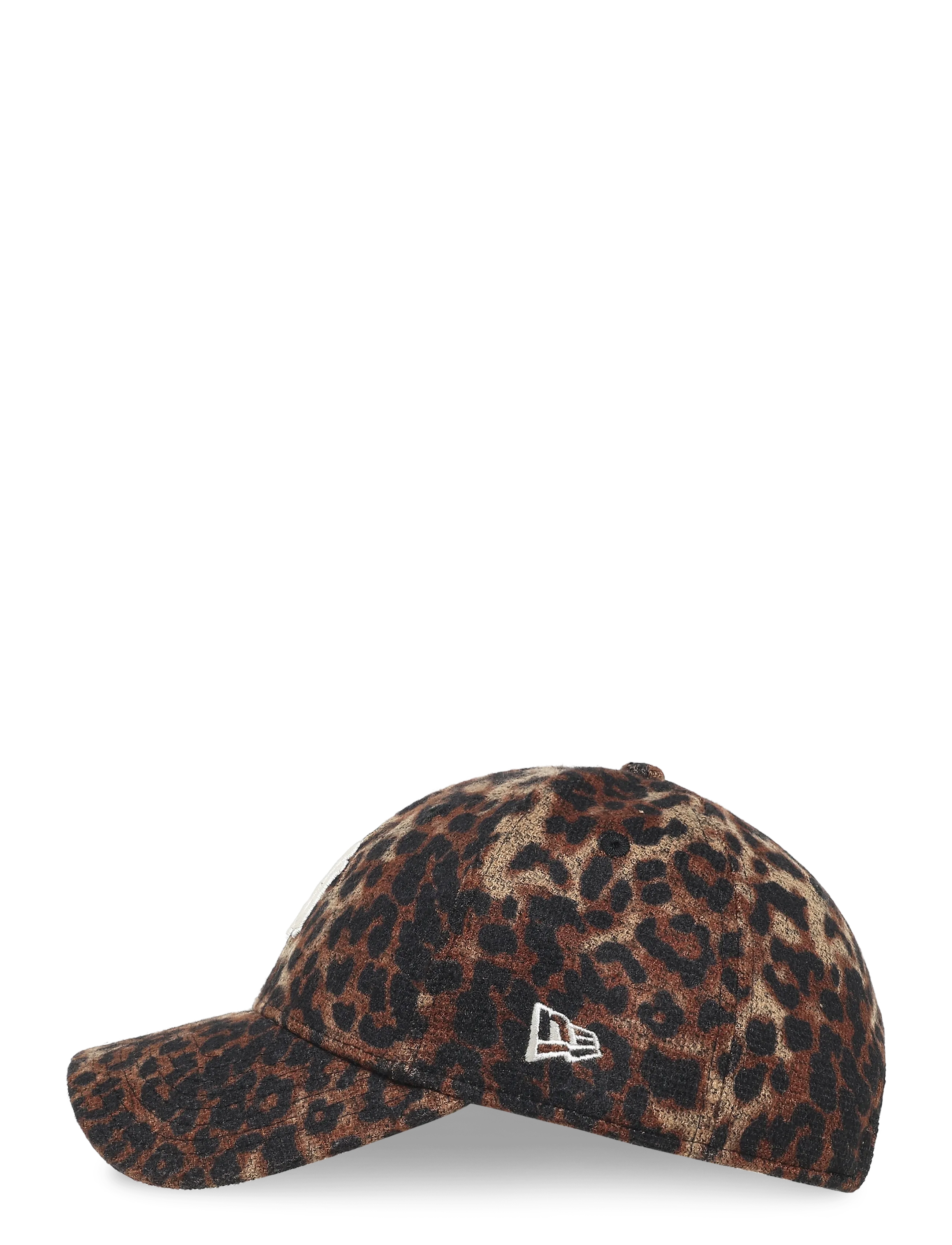 New Era - WMNS COSY LEOPARD 9FORTY NEYY - kasketter & caps - daublk - 2