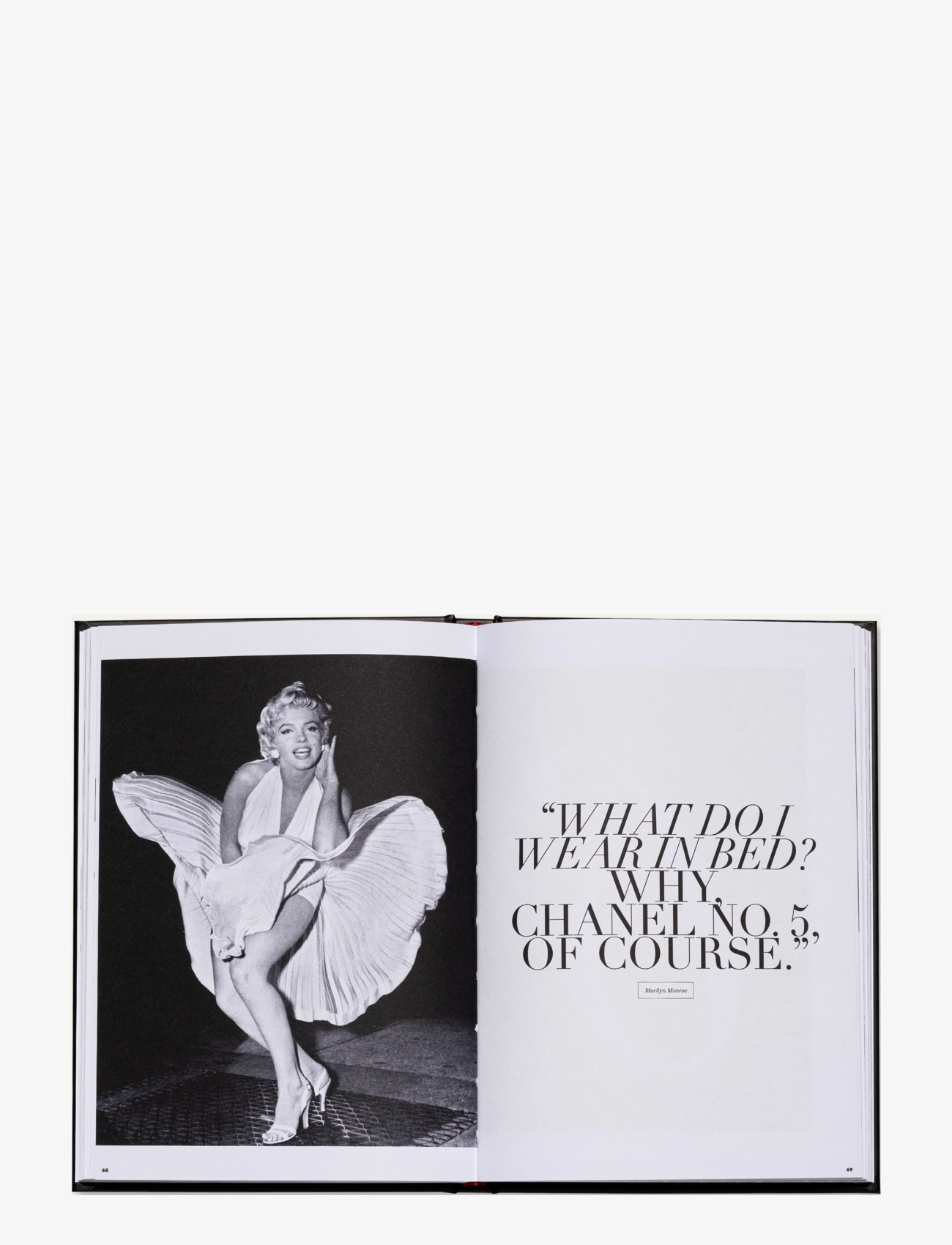 New Mags - The Essence of Chanel - køb efter pris - black - 2