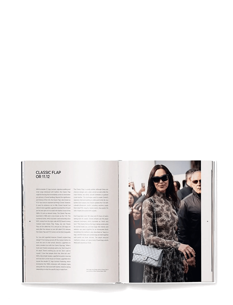 New Mags - The Ultimate Guide to Chanel Bags - valentinstaggeschenke - white - 3