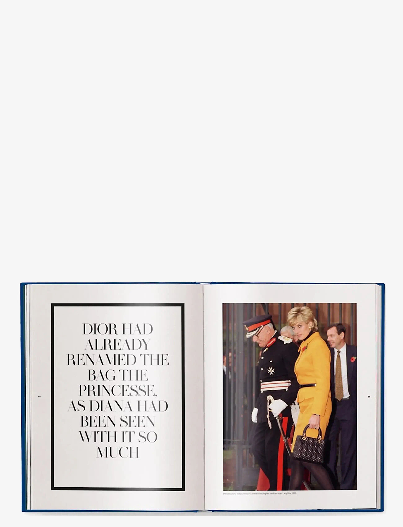 New Mags - The Ultimate Guide to Dior Bags - alla hjärtans dag-presenter - blue - 2