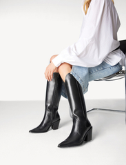 NEWD.Tamaris - Women Boots - cowboy-stiefel - black leather - 5