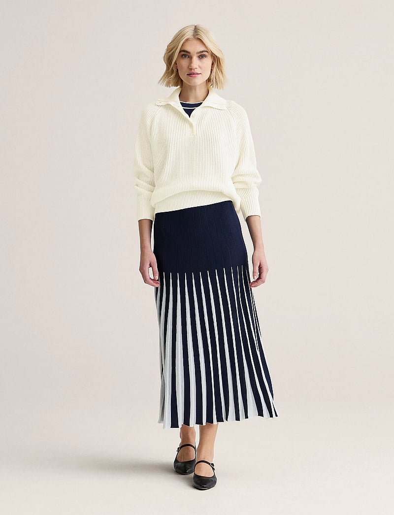 Newhouse - Charlie knitted Skirt - midi nederdele - navy - 0