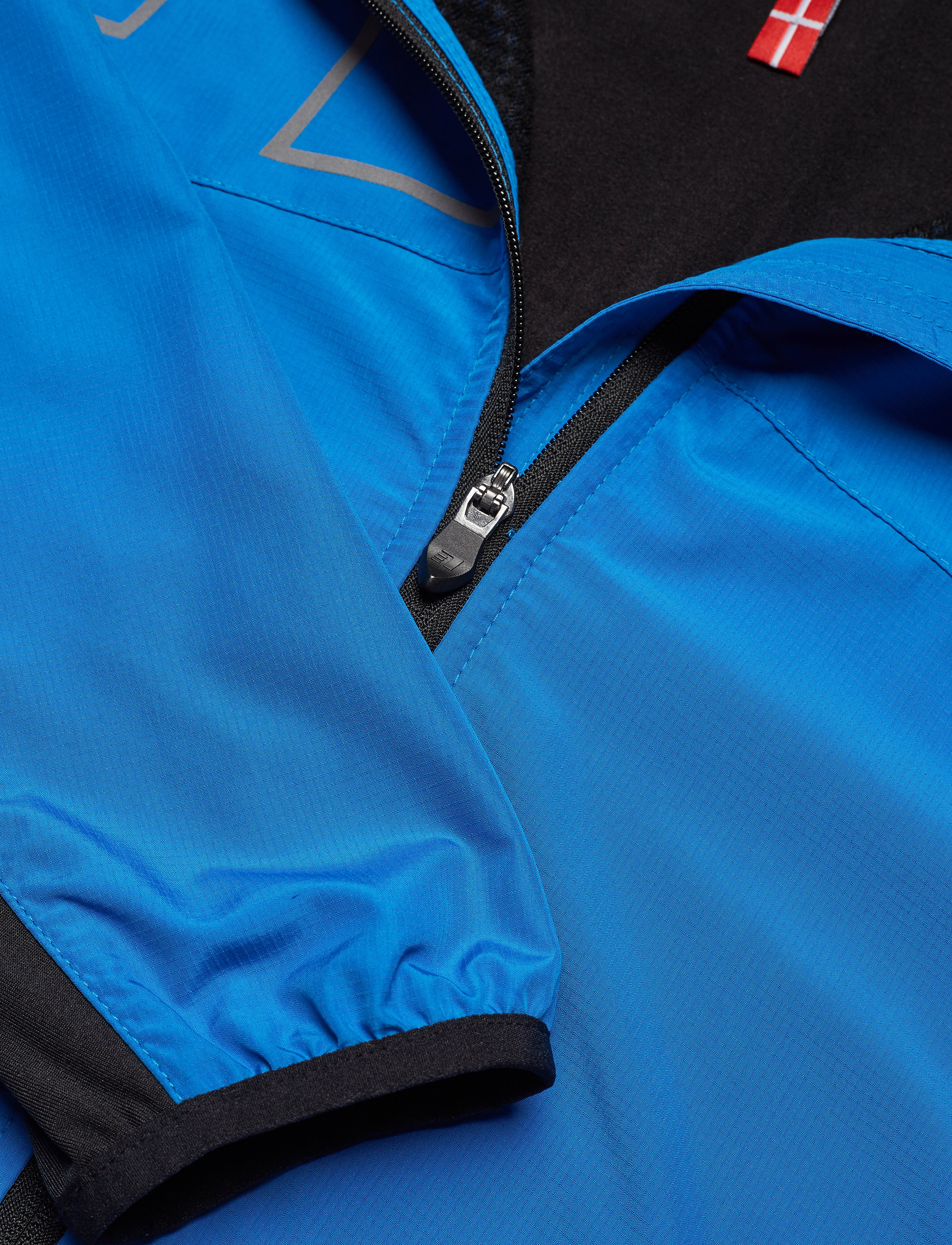 Newline - Core Cross Jacket - blue - 5